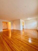 223 Prospect Ave in Hackensack, NJ - Building Photo