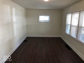 411 W 39th St in Indianapolis, IN - Building Photo - Building Photo