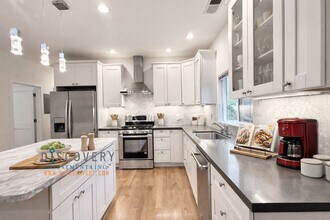 366 51st St in Oakland, CA - Building Photo - Building Photo