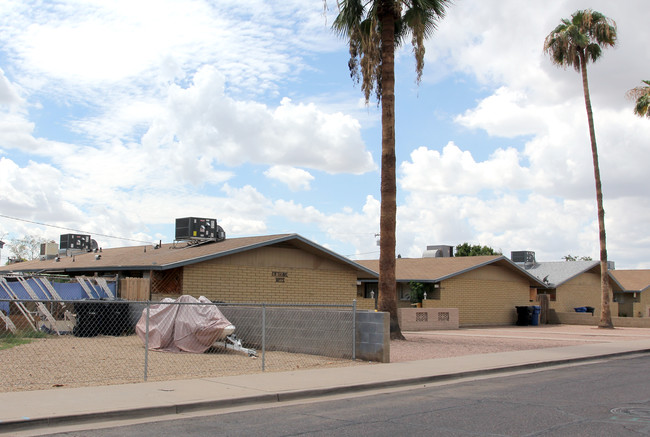 Fifth Ave. Apartments in Mesa, AZ - Building Photo - Building Photo