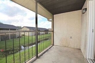 9942 Turf Way in Orlando, FL - Building Photo - Building Photo