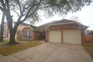 1622 Regal Blue Ct in Fresno, TX - Building Photo