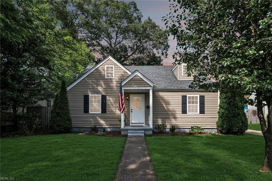 1336 Maplewood Ave in Norfolk, VA - Building Photo