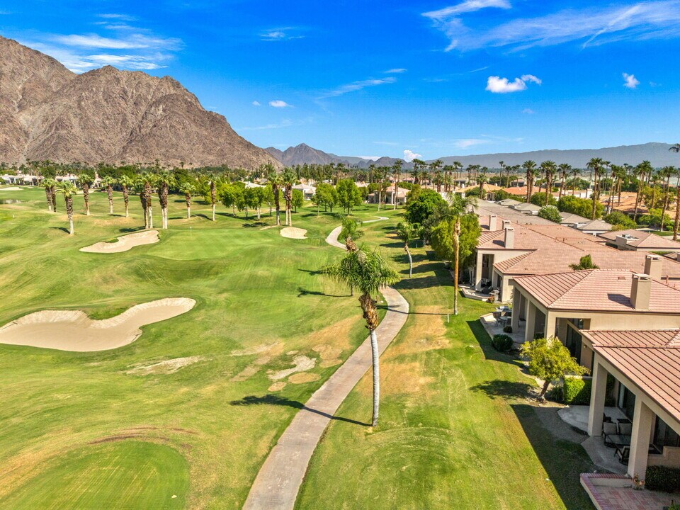 54575 Shoal Creek in La Quinta, CA - Building Photo