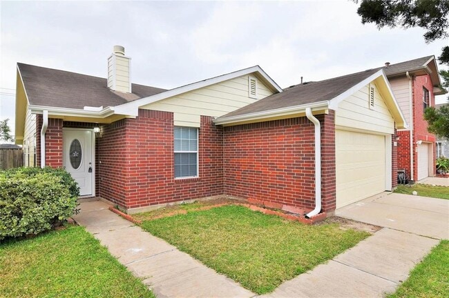 13326 Amber Lodge Ln in Houston, TX - Foto de edificio - Building Photo