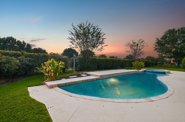 property at 1939 Cornerstone Pl Dr