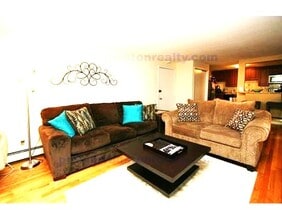 36 Bellvista Rd, Unit #14 in Boston, MA - Foto de edificio - Building Photo