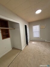 37 Wakefield Ct in New Britain, CT - Building Photo - Building Photo