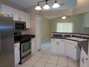 2600 Alicia Ln in Melbourne, FL - Building Photo - Building Photo