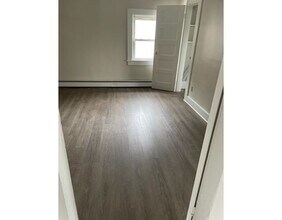 13 Weston St-Unit -2 in Wilbraham, MA - Building Photo - Building Photo