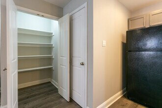765 S 16th St, Unit 2 in Philadelphia, PA - Building Photo - Building Photo