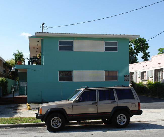 1426 SW 5th St in Miami, FL - Building Photo - Building Photo