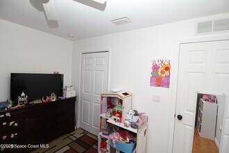 241 District St SE in Palm Bay, FL - Building Photo - Building Photo