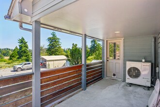 11605 67th Ave E in Puyallup, WA - Building Photo - Building Photo