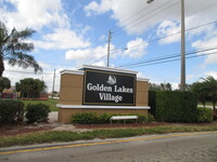 1915 Golden Lakes Blvd photo'