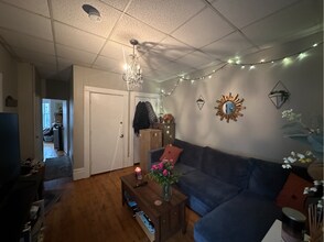 39 Florence St, Unit 48-2 in Somerville, MA - Building Photo - Building Photo
