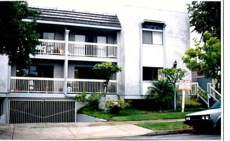 311 E Elk Ave Apartments