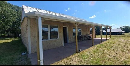 1138 Harris Rd in Azle, TX - Building Photo - Building Photo