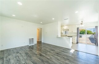 11964 183rd St in Artesia, CA - Building Photo