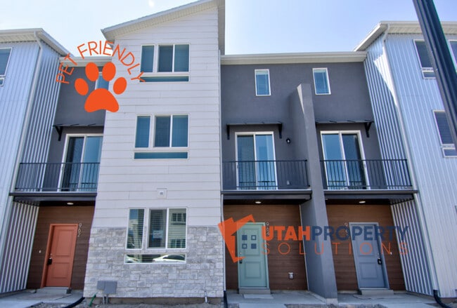 property at 964 W 500 S