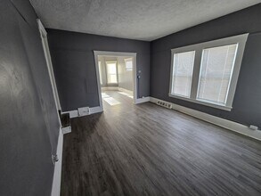 2810 Woodbridge Ave in Cleveland, OH - Building Photo - Building Photo