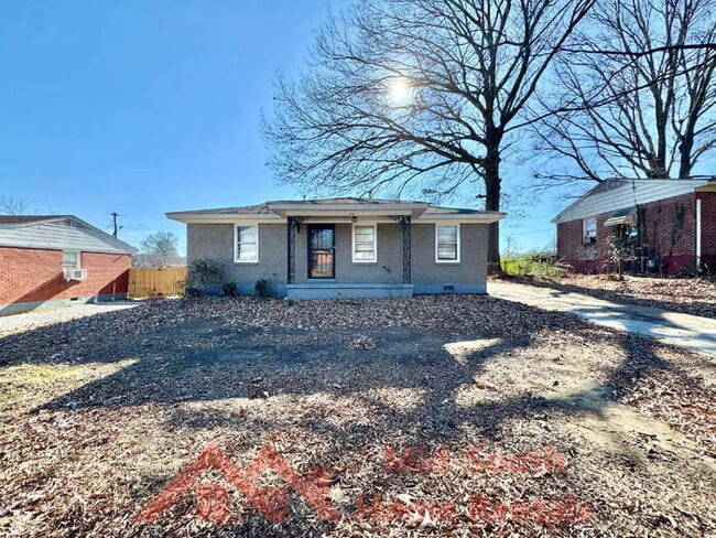 property at 2195 Cassie Ave