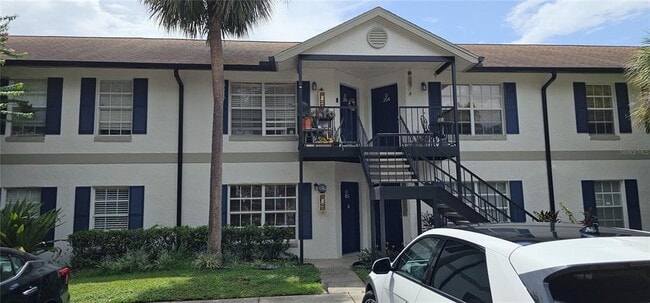 property at 3651 N Goldenrod Rd
