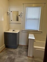 500 E Washington Ave in Red Oak, IA - Building Photo - Building Photo