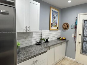 11685 Canal Dr in North Miami, FL - Building Photo - Building Photo
