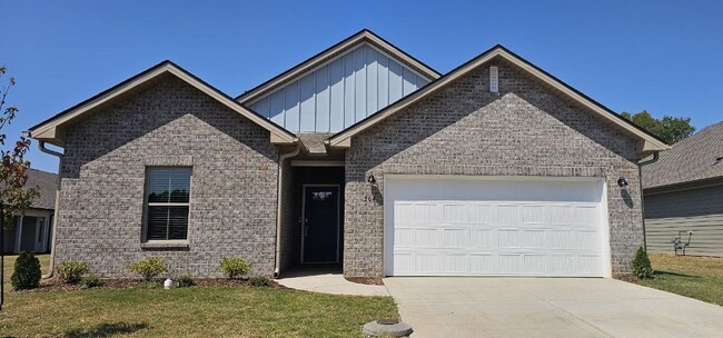 property at 204 Fenwick Pl