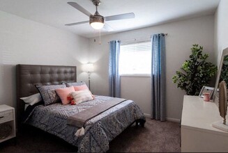 Amber Grove Apartments in Marietta, GA - Building Photo - Building Photo