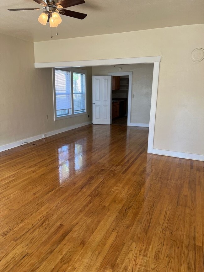 152 N Shasta St in Willows, CA - Building Photo - Building Photo