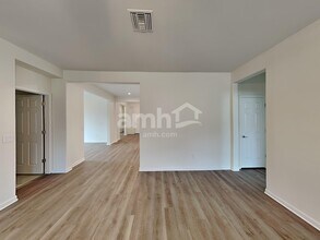 10824 N Avenida Vallejo in Oro Valley, AZ - Foto de edificio - Building Photo