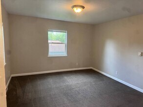 8217 Dallas Ave S in Seattle, WA - Building Photo - Building Photo