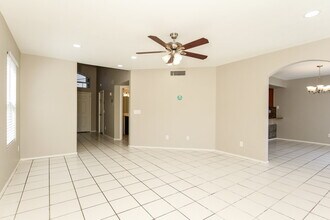 7631 W Cinnabar Ave in Peoria, AZ - Building Photo - Building Photo