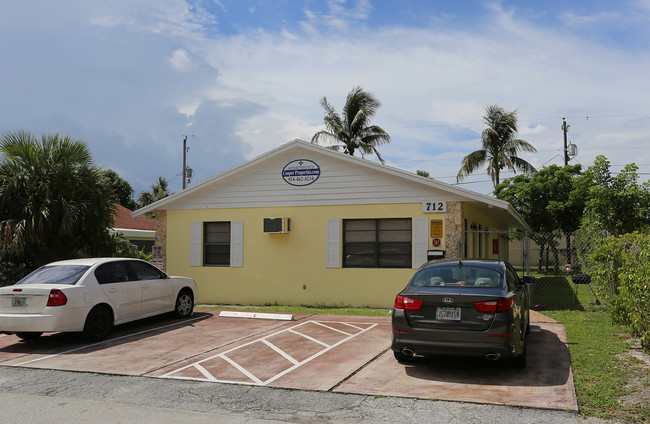 712 NE 14th St in Fort Lauderdale, FL - Building Photo - Building Photo