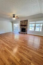 200 N Mt Rushmore Dr in Cedar Park, TX - Building Photo - Building Photo