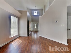 105 River View Ct in Hampton, GA - Foto de edificio - Building Photo