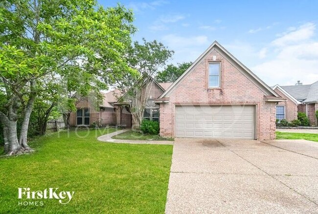 property at 844 Tropicana Dr E