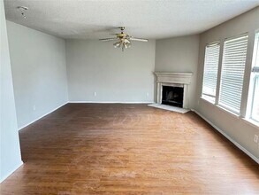 301 Longshore Dr in Little Elm, TX - Building Photo - Building Photo