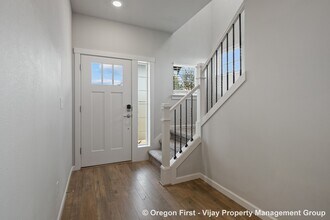 3662 SE 67th Ave in Hillsboro, OR - Building Photo - Building Photo