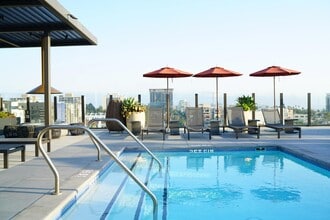 Denizen in San Diego, CA - Foto de edificio - Building Photo