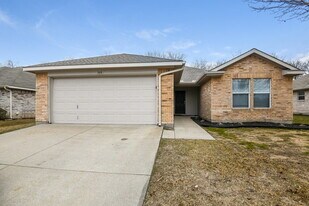 360 Marsha St in Saginaw, TX - Building Photo