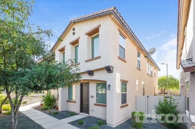 property at 12532 W Hummingbird Terrace