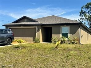 2115 NW 24th Pl in Cape Coral, FL - Foto de edificio