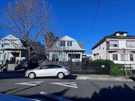 722 30th St, Unit UPPER in Oakland, CA - Building Photo