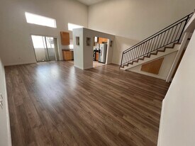 11312 Huston St, Unit 11 in Los Angeles, CA - Building Photo