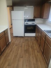 3211 Grandview Dr W in University Place, WA - Building Photo - Building Photo