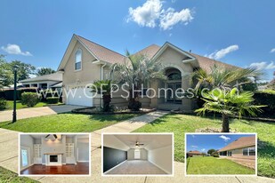 4611 Chanan Dr in Crestview, FL - Building Photo