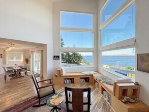 250 North St in Sequim, WA - Building Photo - Building Photo